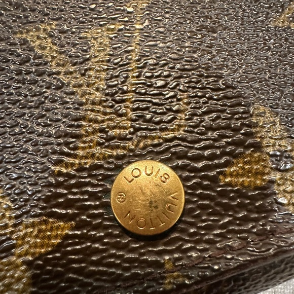 Louis Vuitton wallet - Picture 12 of 16